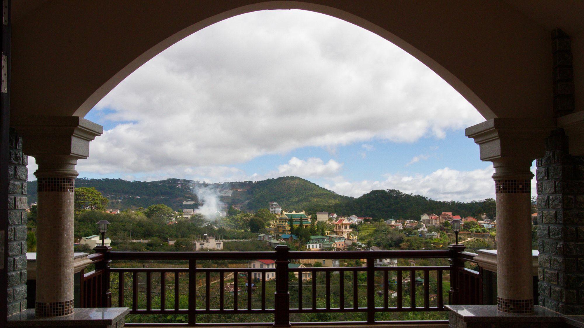 Da Lat Dong Duong Hotel Экстерьер фото