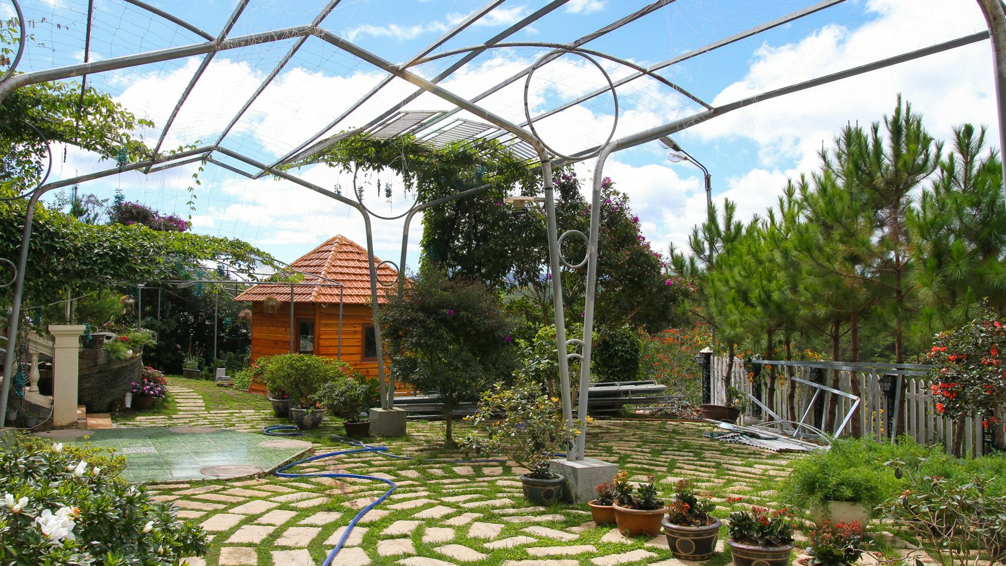 Da Lat Dong Duong Hotel Экстерьер фото